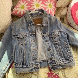 levi’s denim jacket